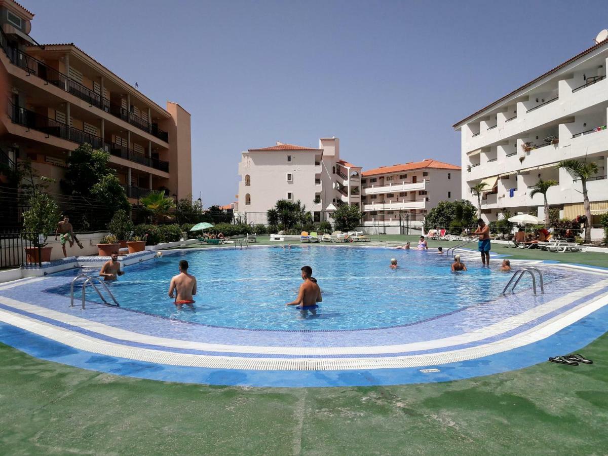 Summerland Lc Holiday Home Лос Кристианос Экстерьер фото